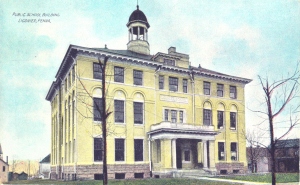 This postcard shows Ligonier's yellow brick grade school in 1914. (Courtesy of the Pennsylvania Room, Ligonier Valley Library)
